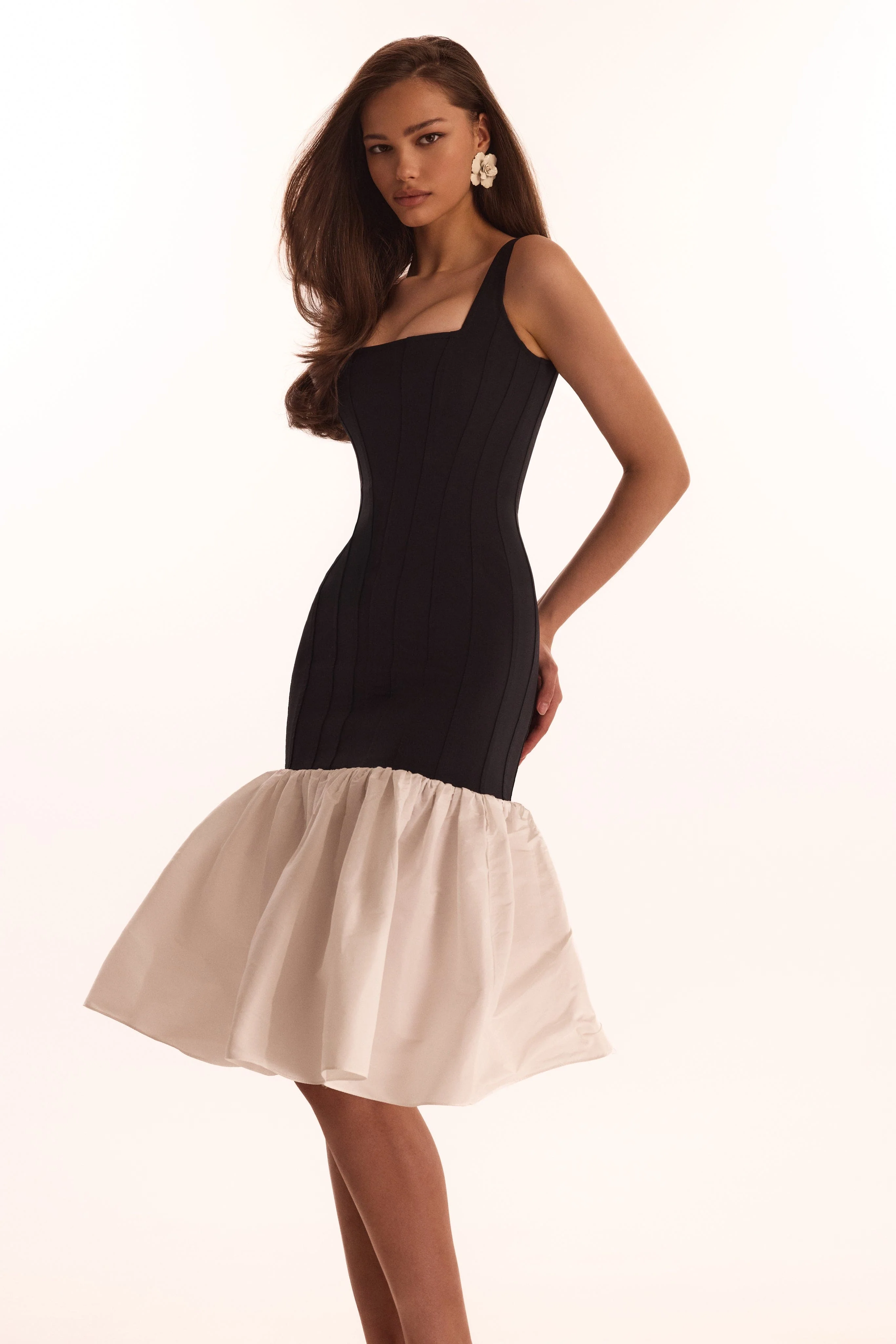 Black fitted maxi dress with white puffy tiered skirt, Parisienne - Image 5