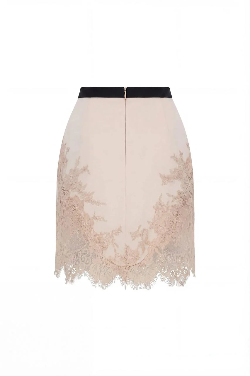 Fitted beige mini skirt adorned with lace, Parisienne - Image 4