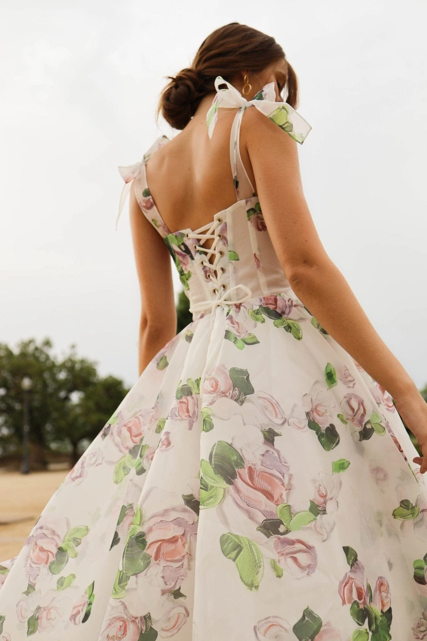 Tender floral midi tie-strap dress - Image 7